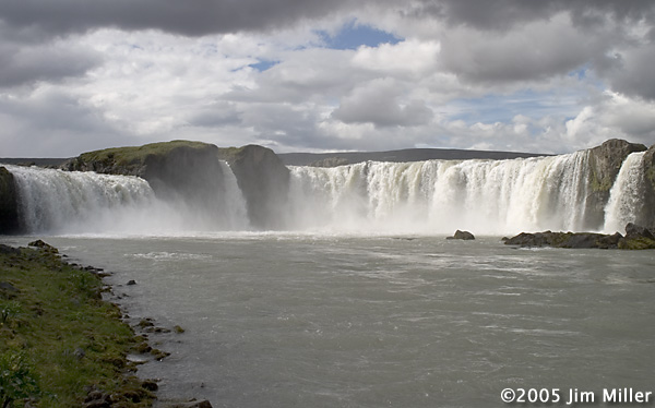 Goafoss 2005 Jim Miller - Canon EOS 10D, EF 24mm f2.8